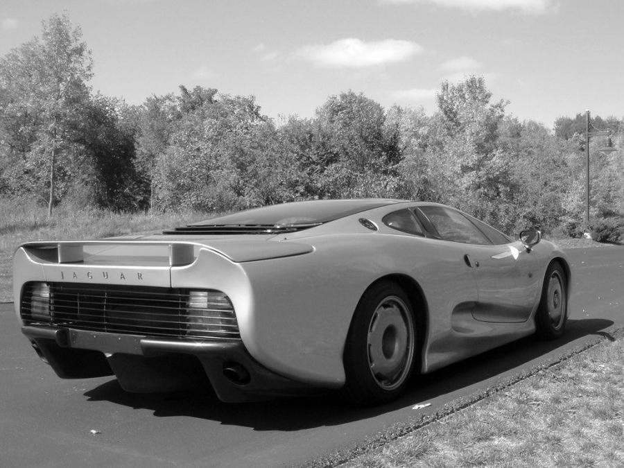  Jaguar XJ220 1992 года  (фото 29 из 81)